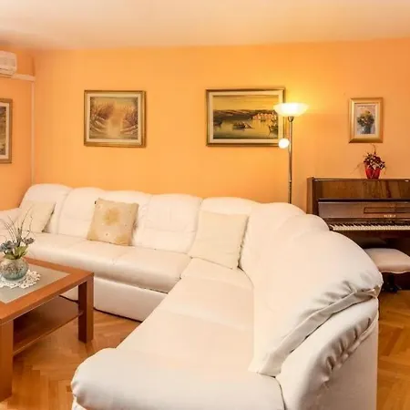 With Parking Space - 24725 公寓 斯普利特